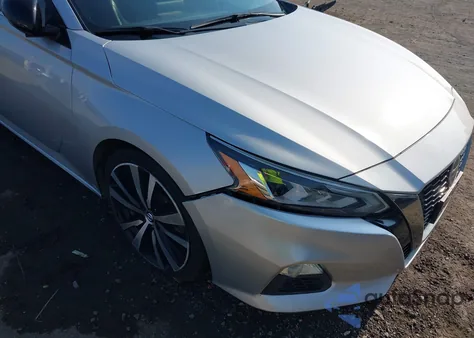 2020 Nissan Altima Sr Fwd z USA, uszkodzony, nr VIN 1N4BL4CV4LN310860